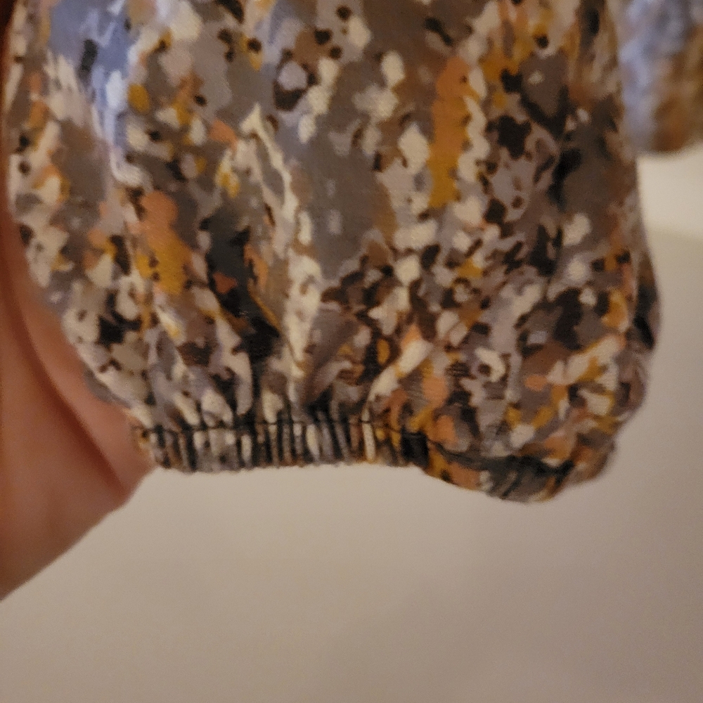 Daytrip Women's Snake Print Blouse - Picture 5 of 6